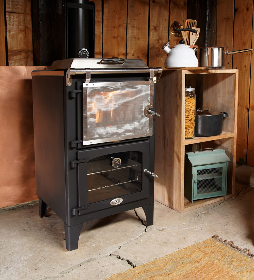 Go Eco Bakechef – optional accessory shown; sold separately