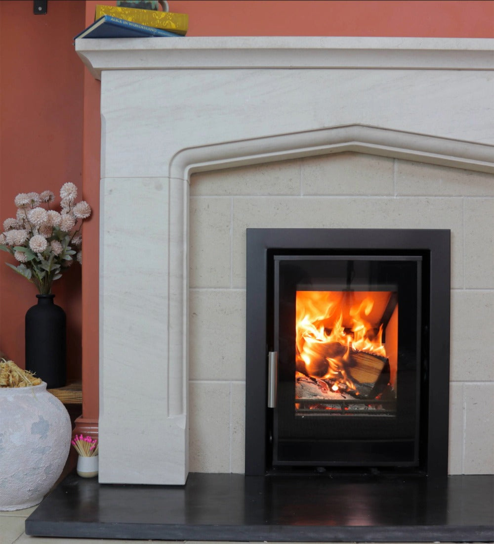 Lovell C400 Inset – supplier gallery image; accessories shown may be sold separately
